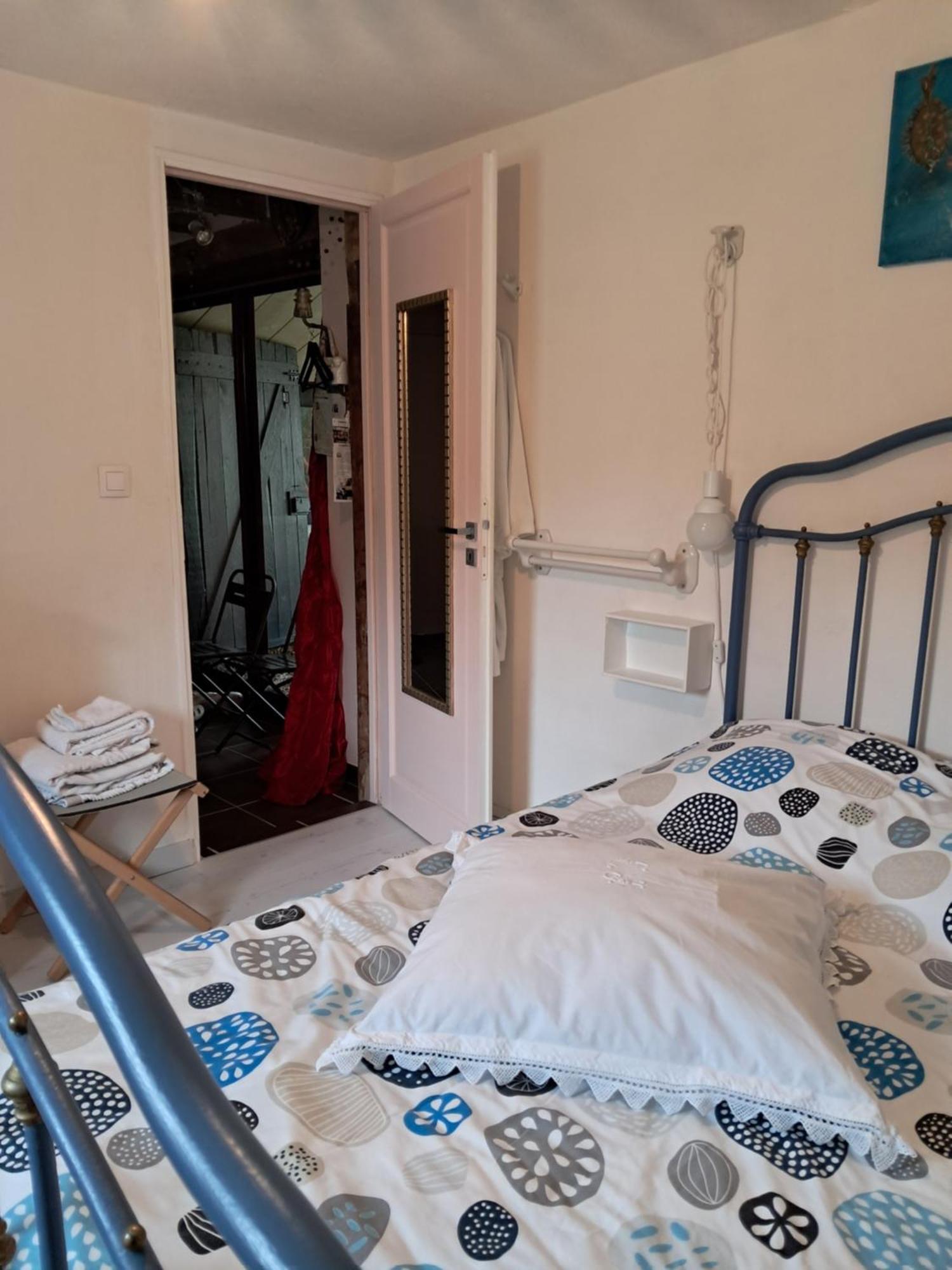 Le Buisson De La Gariole Bed & Breakfast Aubigny-sur-Nere Bilik gambar